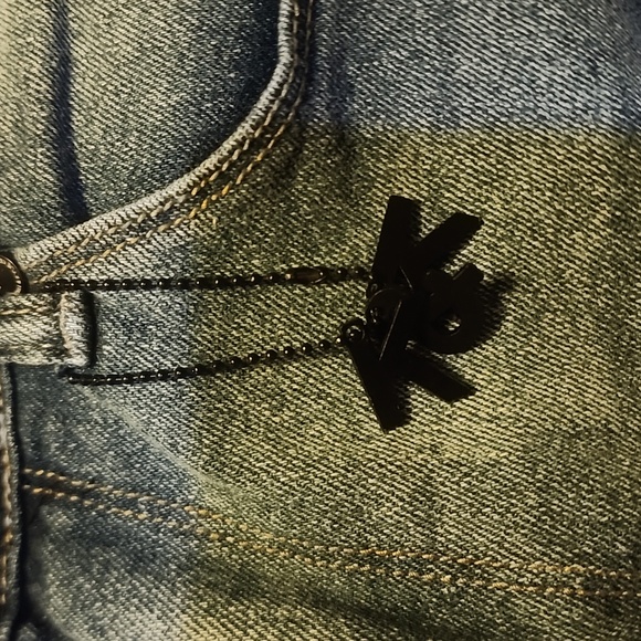 Kendal & Kylie Kouture High Rise Staraight Jeans Size 9/10 NWT - Picture 6 of 7